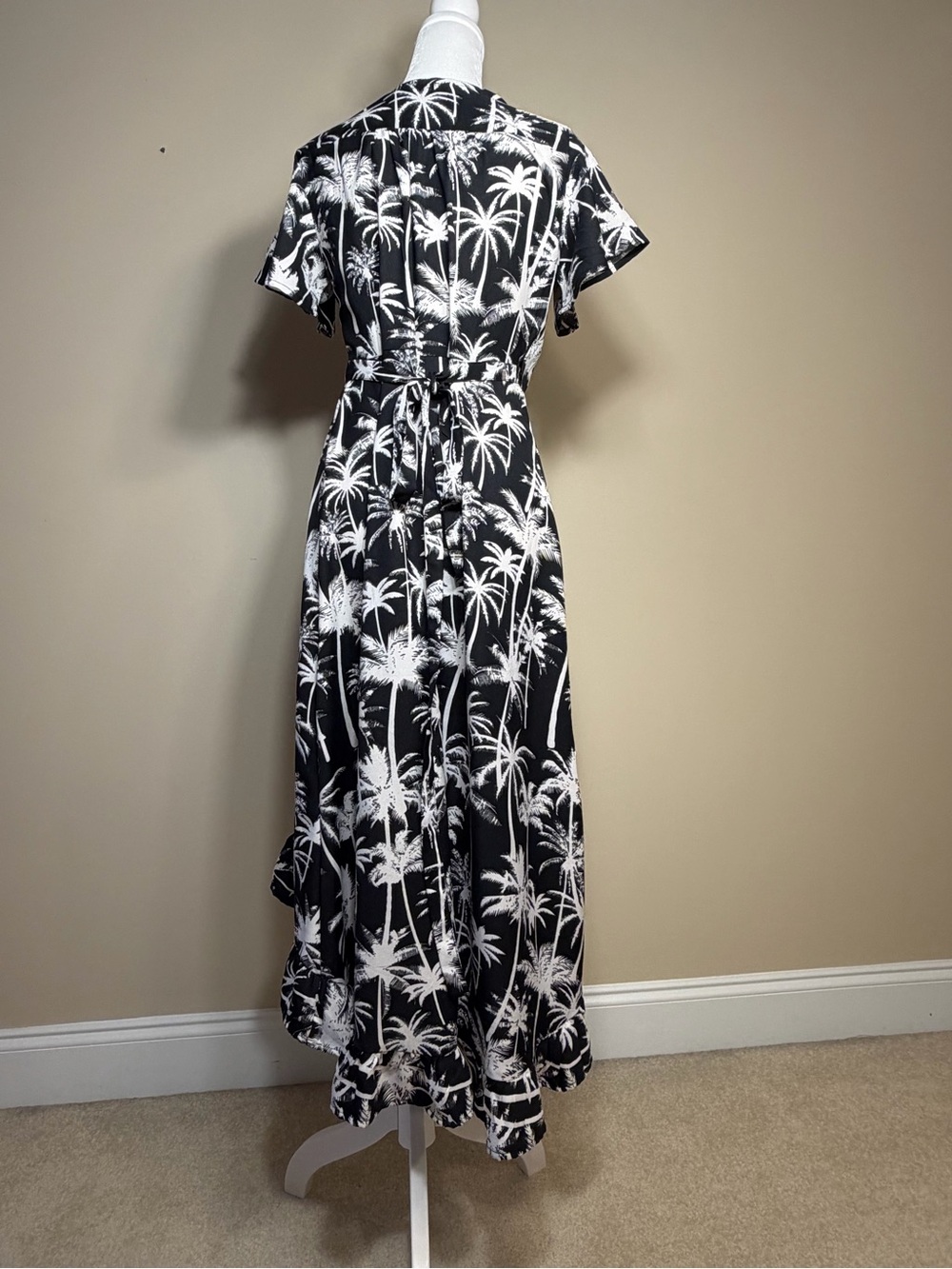 Blue Rain Black & White Palm Print Wrap Maxi Dress Size Medium NWOT - Picture 6 of 12